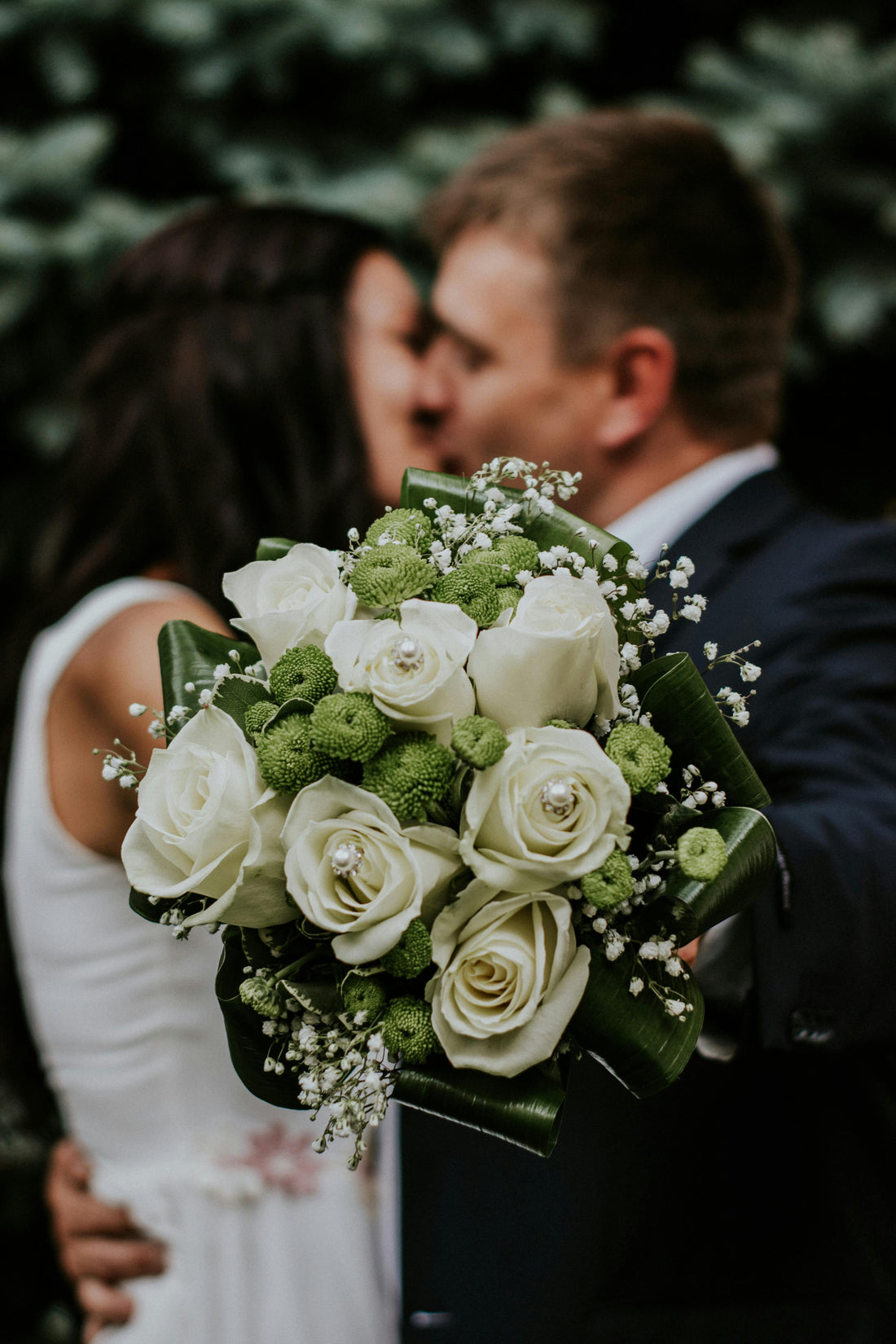 How Much Does The Average Couple In The UK Spend On A Wedding?